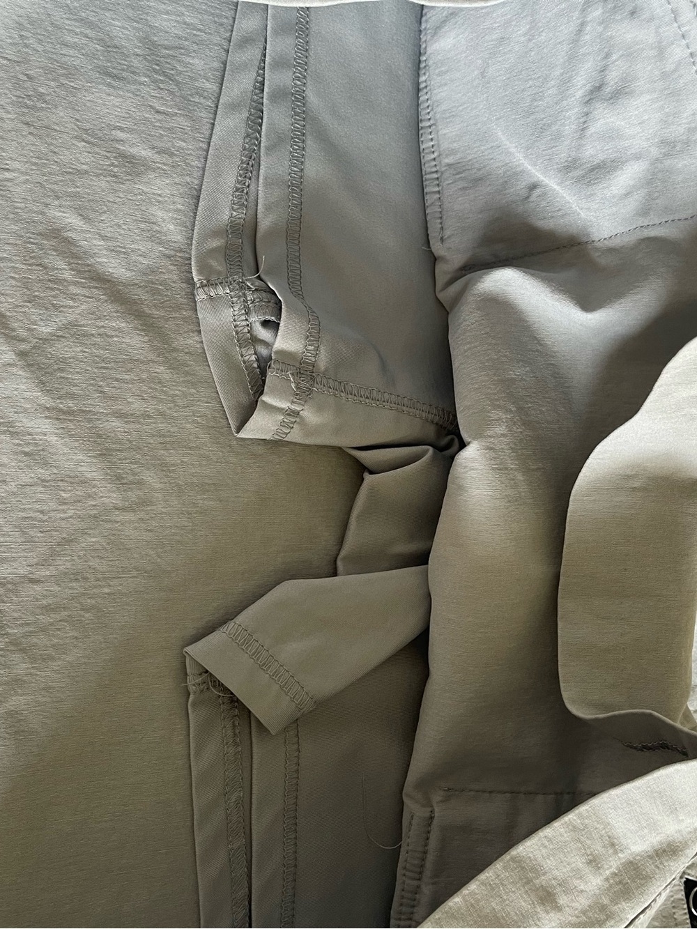 Jamie Sadock Golf Skort in light gray - Picture 7 of 8